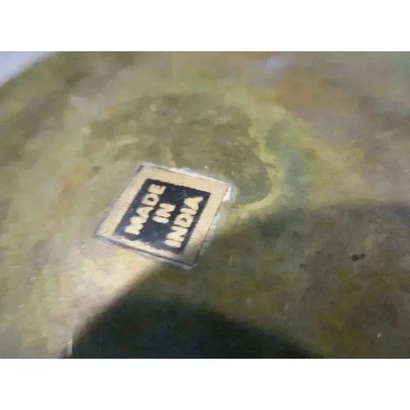 Brass Bowl, ring handles made in India - Picture 5 of 5